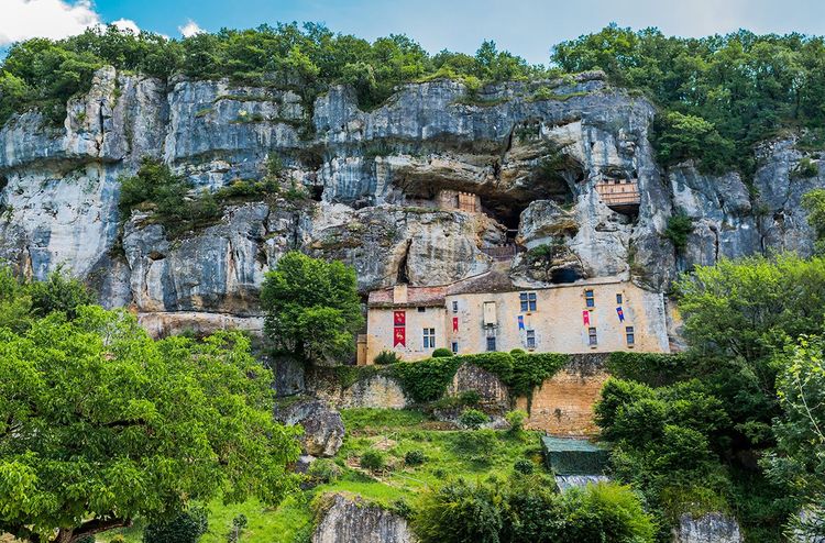 la Maison Forte de Reignac, ou chateau-falaise de Tursac