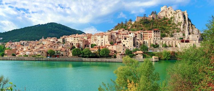 Sisteron, citadel of the Southern Alps
