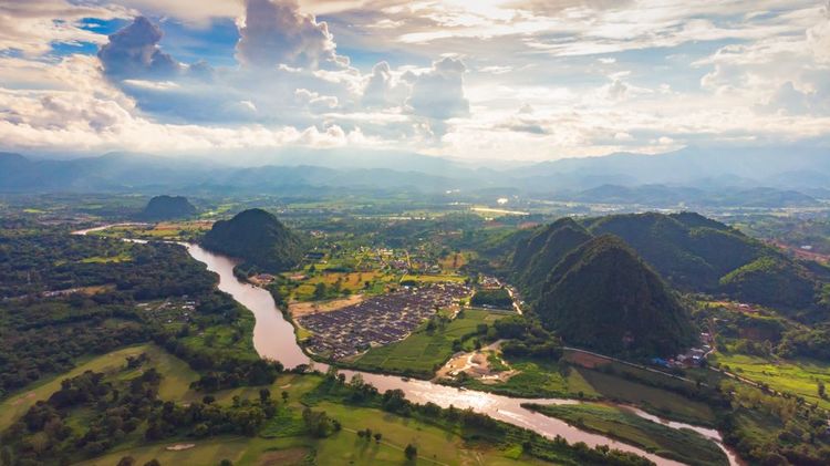 Ville de Chiang Rai avec le Mékong, Thaïlande
