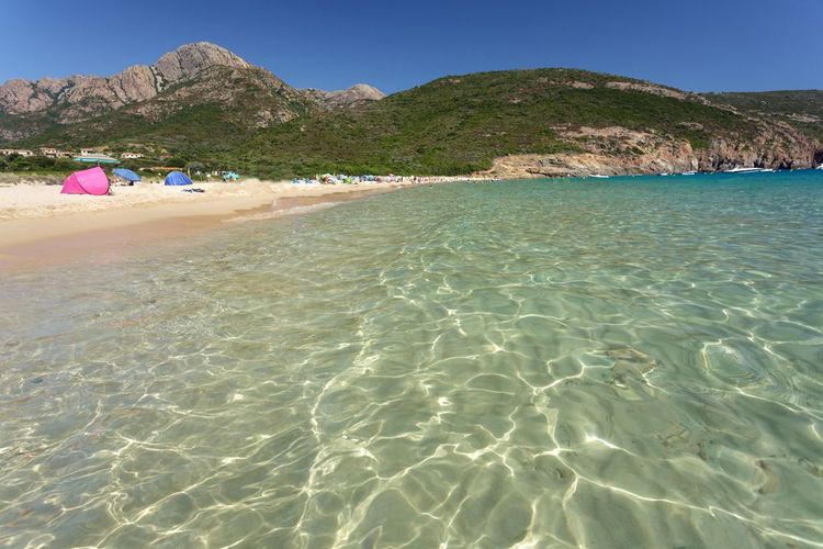 La plage d’Arone