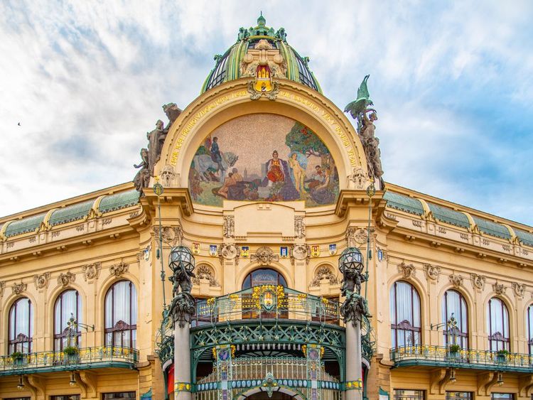 Découverte de la Maison Municipale, un chef-d'œuvre Art Nouveau 