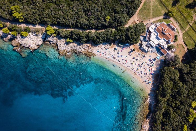 La plage de Verudela