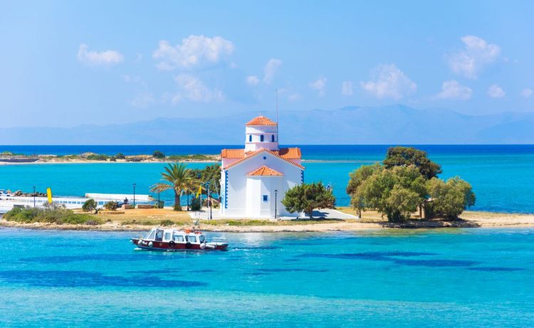 Le petit port sur l'île d'Elafonisos