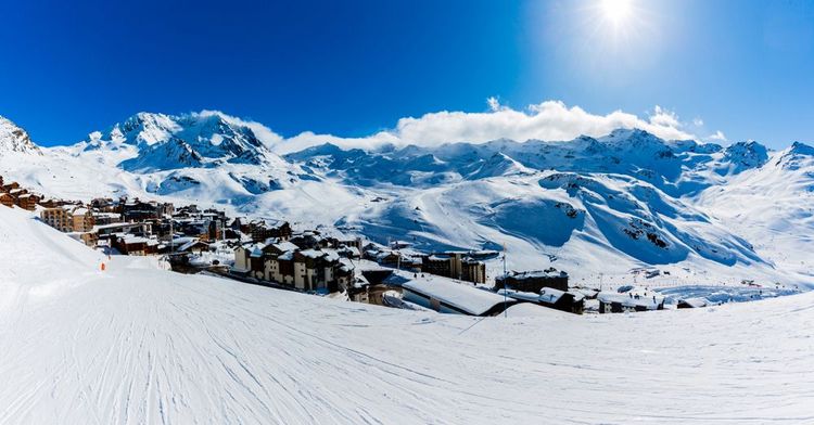 Val Thorens et le domaine skiable des 3 vallées.