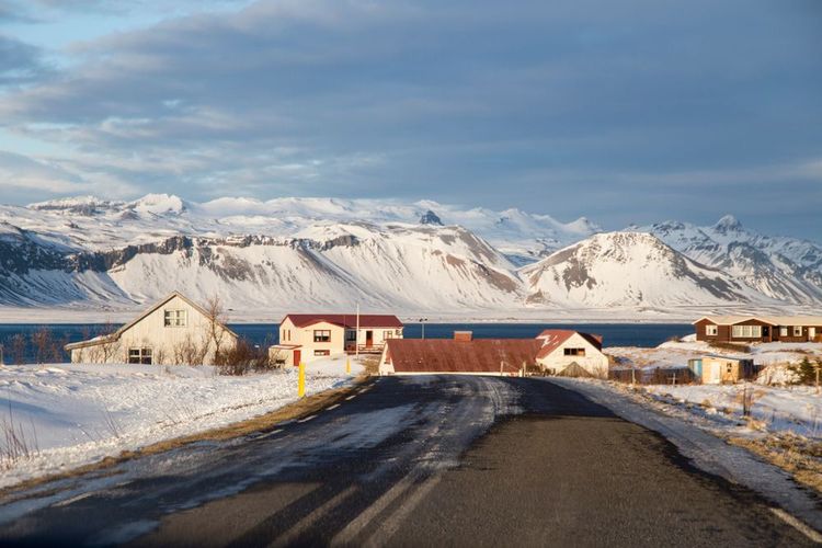 Hellnar, Islande