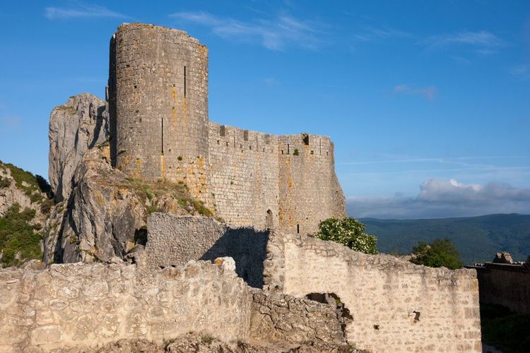 Le château cathare de Peyrepertuse en Occitanie