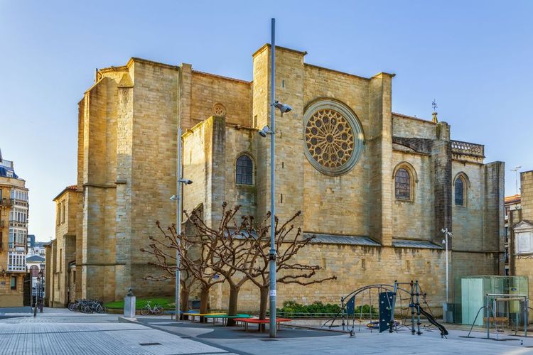 L'église San Vicente.
