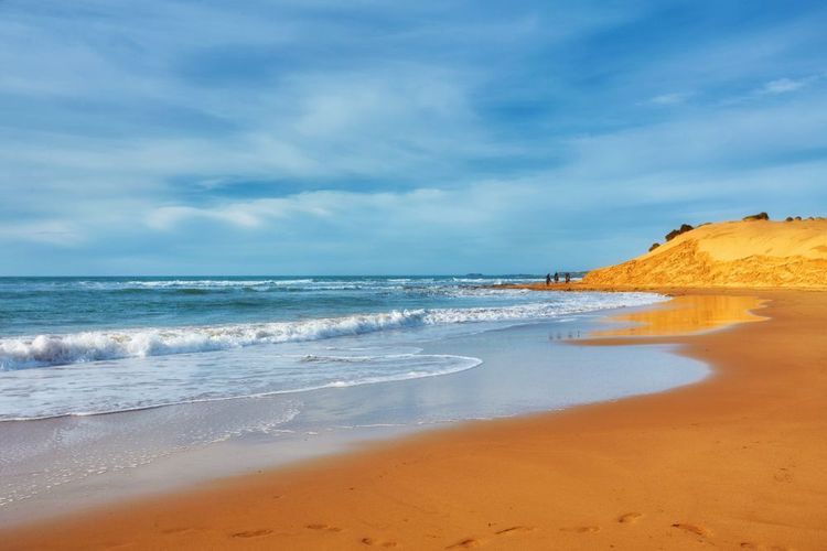 Une plage de sable doré à Agadir.
