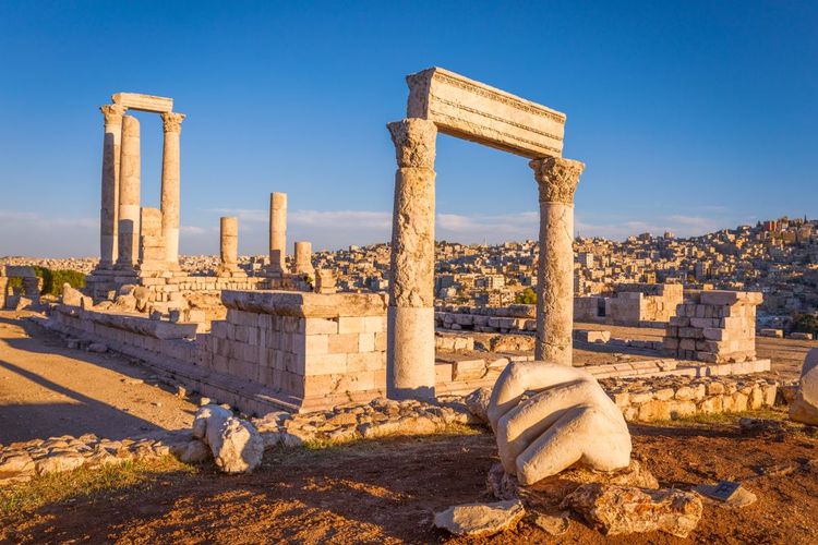 Le temple d'Hercule et la main, la citadelle d'Amman