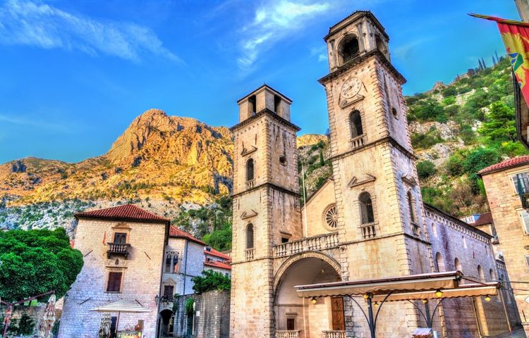 La majestueuse cathédrale Saint-Tryphon de Kotor