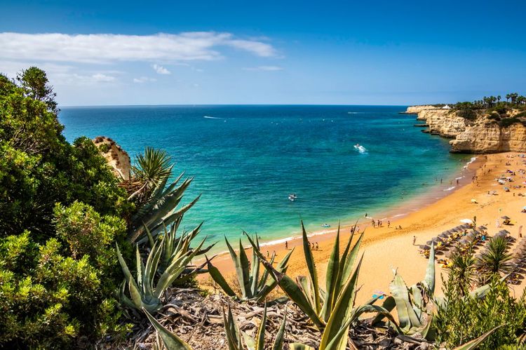 Praia da Cova Redonda, Algarve, Portugal