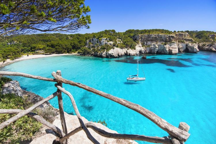 La plage de Cala Macarella, Minorque