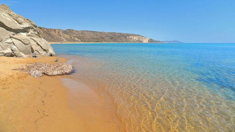 La plage Torre Salsa en Sicile, Italie