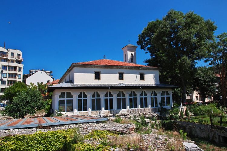Eglise dans le quartier grec de Varna