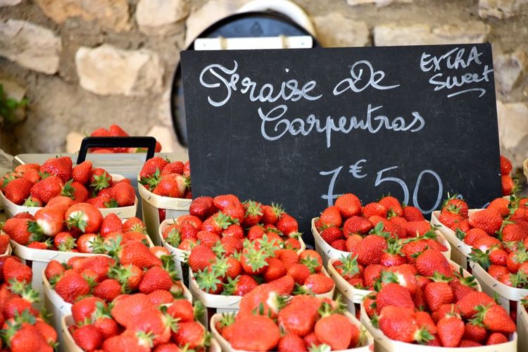 Incontro con i produttori locali al mercato di Cassis