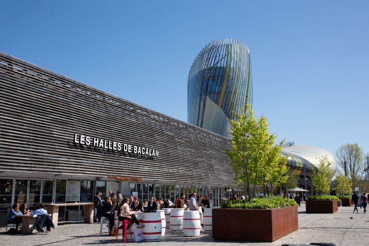 Agazajo de los productos locales en Les Halles de Bacalan