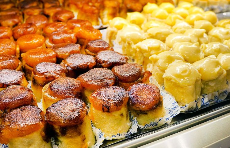 Les "piononos" de Grenade, sa pâtisserie phare