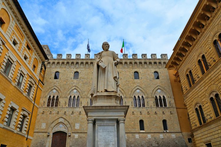 Rocca Salimbeni e Orto Botanico 
