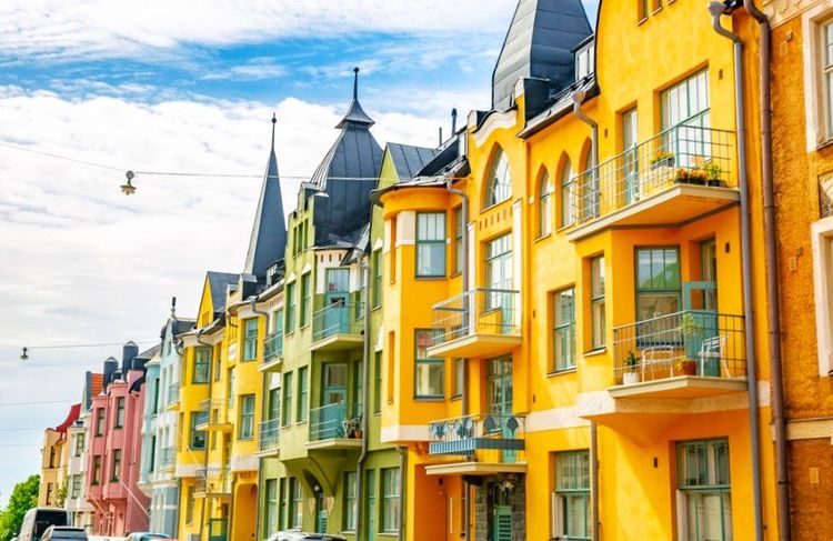 Immeubles colorés modernes fortement inspiré de l'architecture du 19e siècle