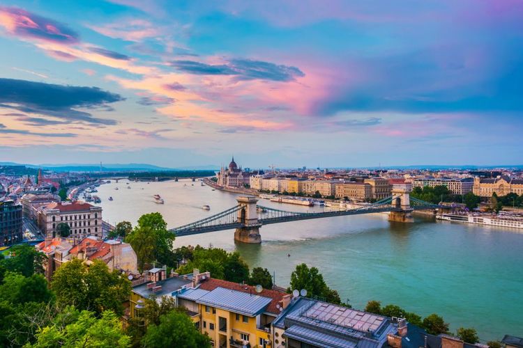 Le Danube passant à Budapest