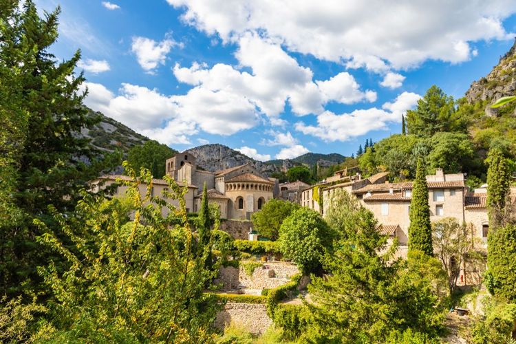 Saint-Guilhem-le-Desert, dans les gorges de l'Hérault.
