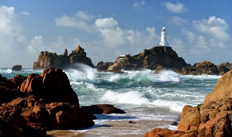 Le phare de la Corbière, à Jersey