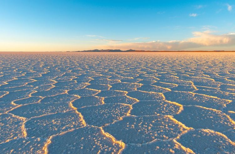  Le désert de sel de l'Uyuni, Bolivie.