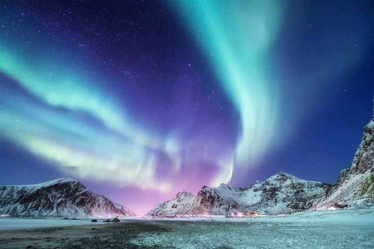 Aurora boréales sur les îles Lofoten, Norvège