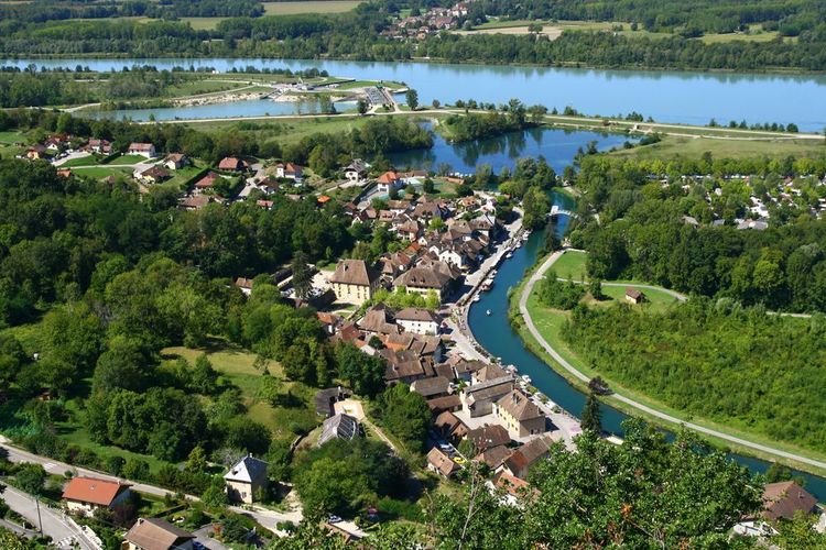 Le village de Chanaz