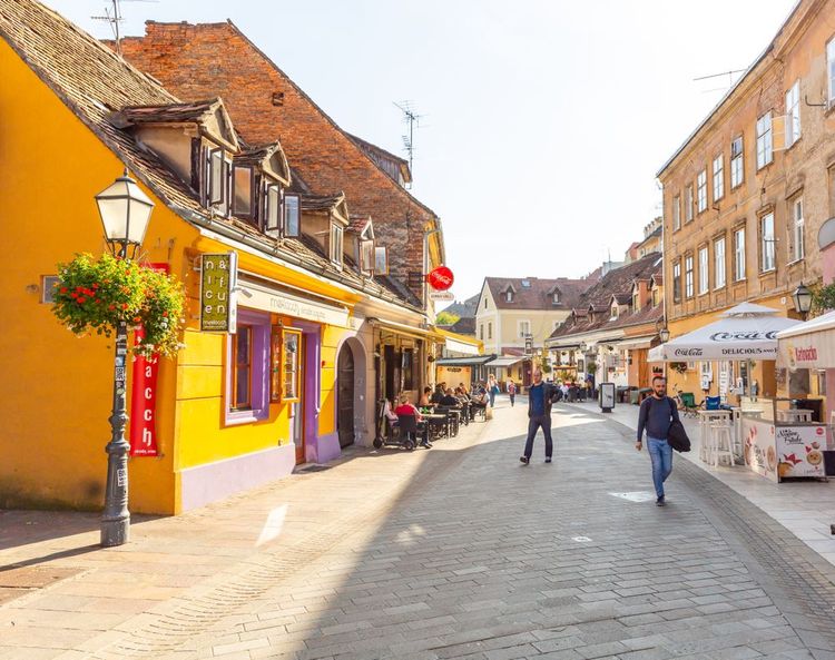 La rue Tkalciceva à Zagreb