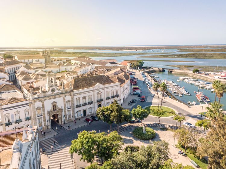 Besuchen Sie die Hauptstadt der Algarve, Faro