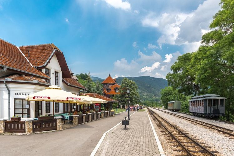La gare de Mokra Gora