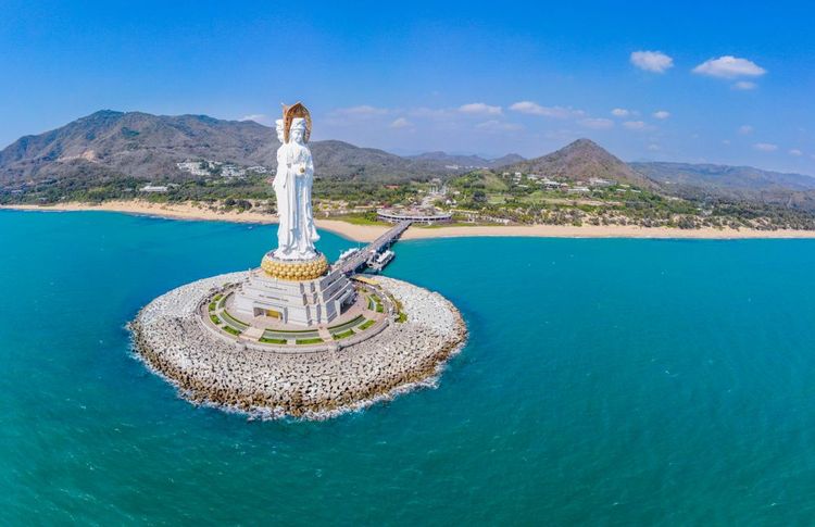 La statue Guanyin de Sanya.
