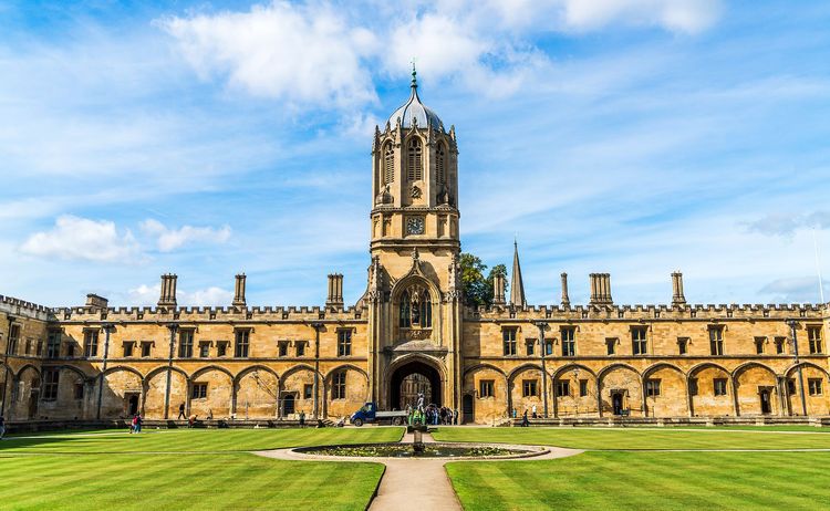 Tom Tower de Christ Church, dans l'université d' Oxford