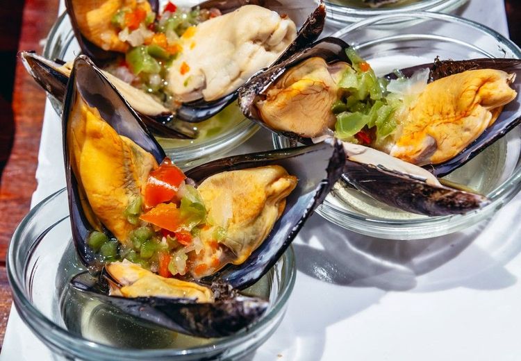 Pintxos de fruits de mer à base de grosses moules
