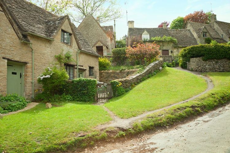 Le village de Bibury en Angleterre