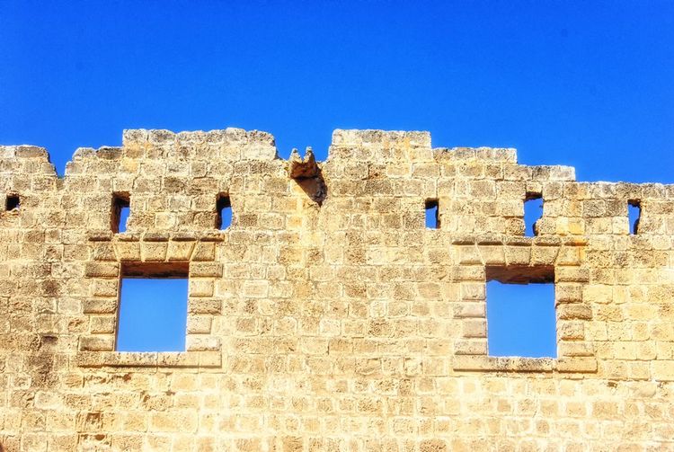 Vestige des fenêtres vétiennes dans les remparts de Nicosie