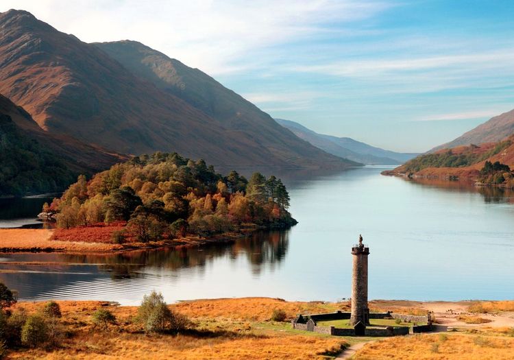 Loch Shiel, sur la côte ouest de l'Ecosse, en automne.