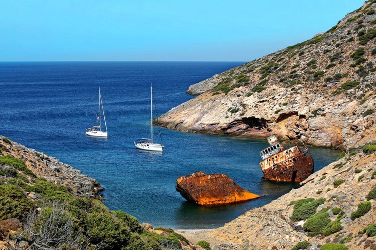 Baie de Liveros, Amorgos, épave d'Olympia