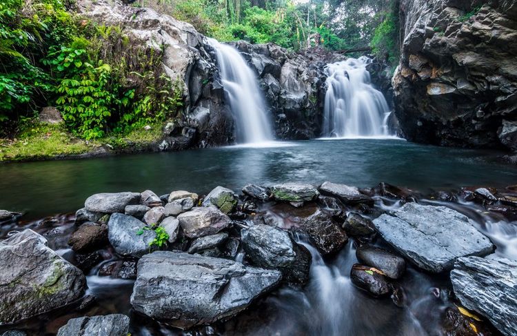 La cascade de Kembar à Bali