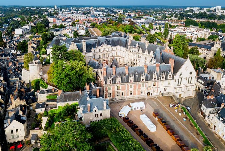 Le château de Blois en vue aérienne