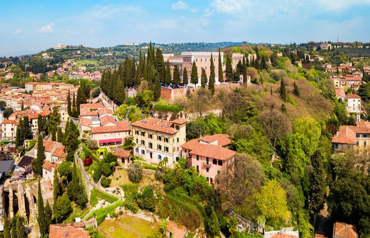  Castel San Pietro, Vérone, Italie
