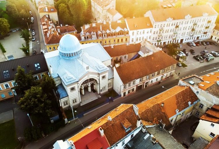 Vue aérienne sur la synagogue de Vilnius