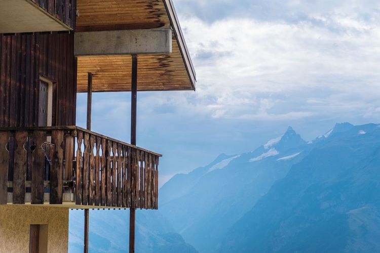 Évasion enchantée dans les villages pittoresques autour de l'Alpe d'Huez