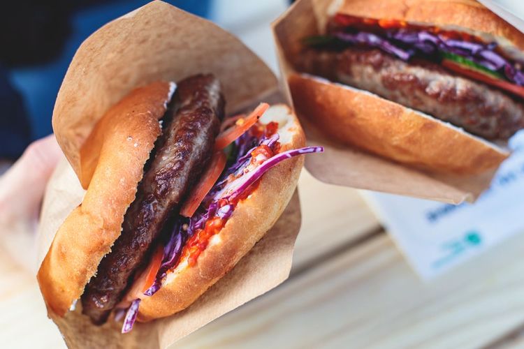 Le pljeskavica fait penser aux burgers