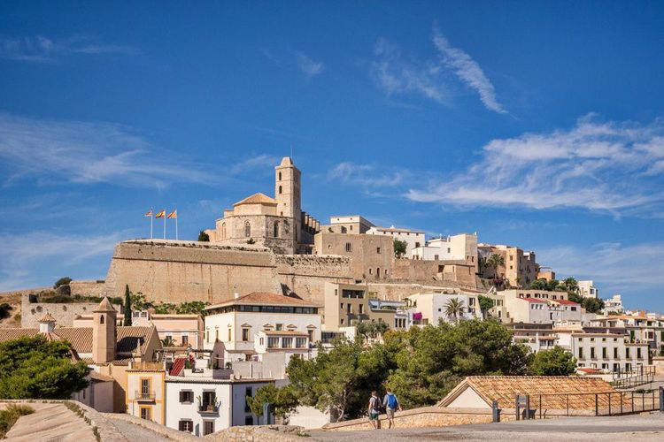 Dalt Vila, les fortifications de la Vieille Ville d'Ibiza et sa cathédrale