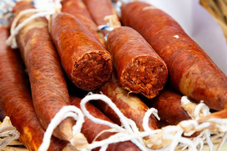 Saucisses Sobrassada sur un marché
