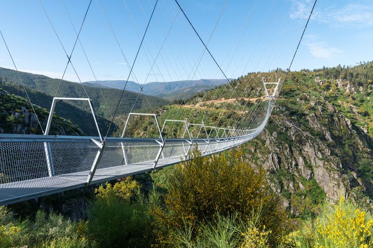 516 Arouca, immense passerelle suspendue de 516 m