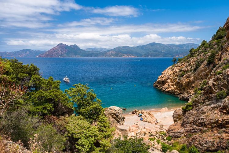 la plage de Ficajola