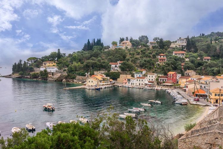 Long, Paxos